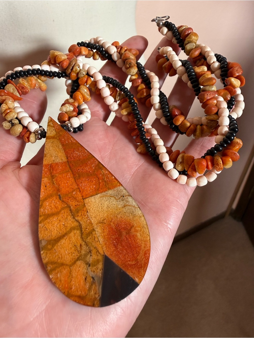Lee Sands Vintage art deco red orange sponge coral shell Oversized boho necklace